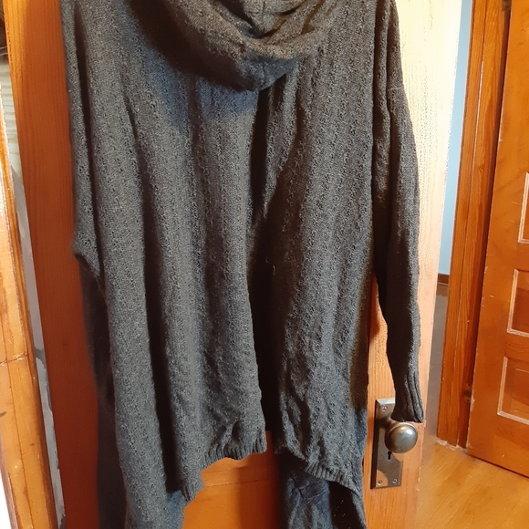 Sweater - Picture 2 of 2